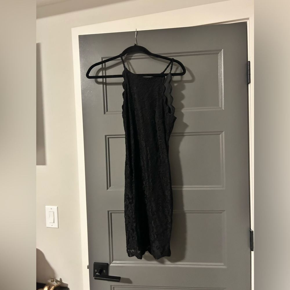 Black Lace Short Homecoming Dress